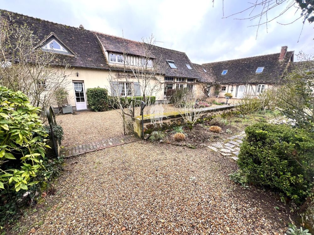 Maison 9 pièces 230 m² · à Pacy sur Eure · 230 m² · 677 000 €