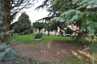  Villa � vendre 10 pi�ces 200 m�