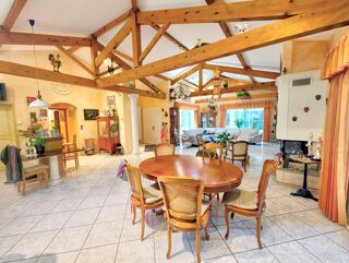  Villa � vendre 10 pi�ces 300 m�