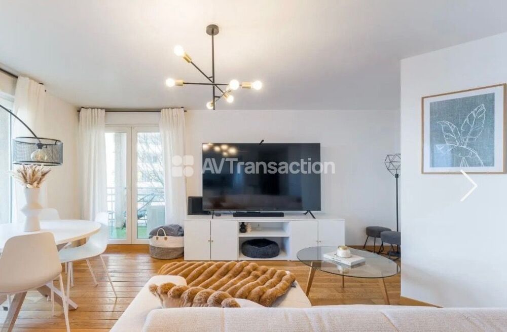 Vente Appartement METRO REPUBLIQUE -BEAU T3 68M²- BALCON- GARAGE POUR 3 VEHICULES Villeurbanne