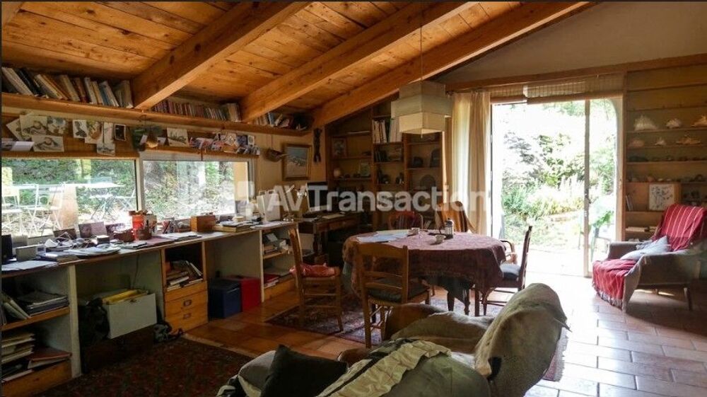 Vente Maison Deux maisons, un studio, dépendances sur 26 hectares Thoiras-corbès