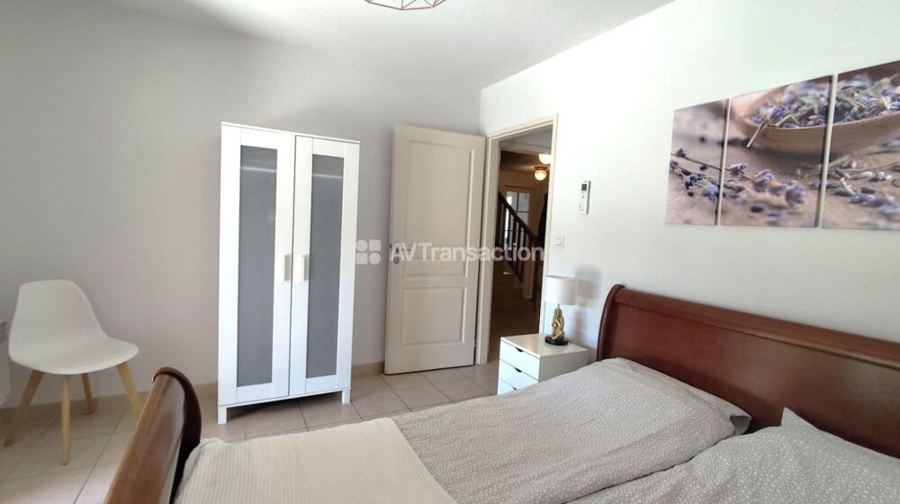 Vente Villa Villa avec piscine, 5 chambres, panneaux photovoltaiques Vallon-pont-d'arc