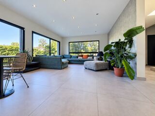  Villa à vendre 5 pièces 181 m²