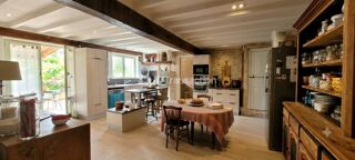  Maison à vendre 11 pièces 243 m²
