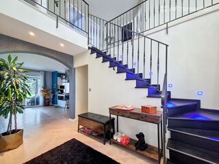  Villa � vendre 212 m�