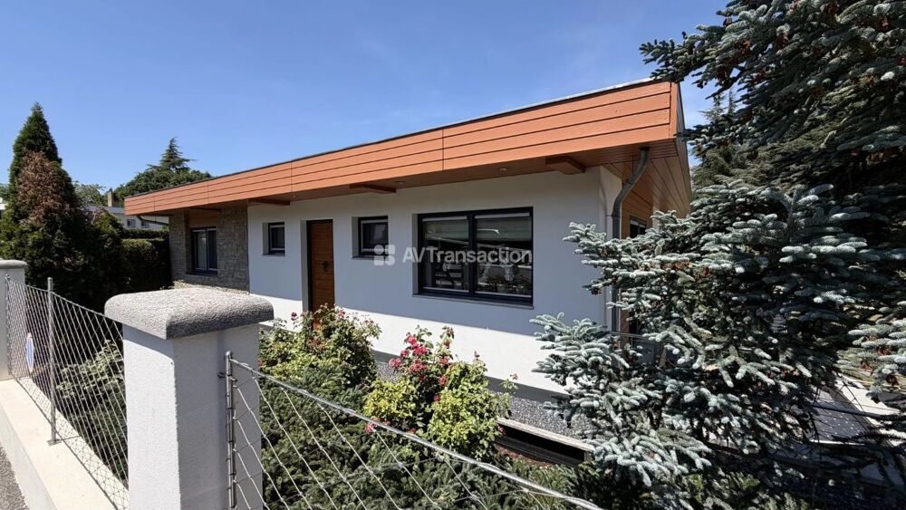 à vendre  Villa Savines-le-Lac (05160)