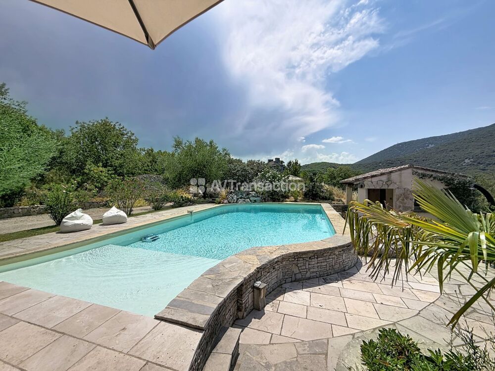 Vente Maison Maison de caractère 228 m² avec piscine - Brissac (34190) Brissac
