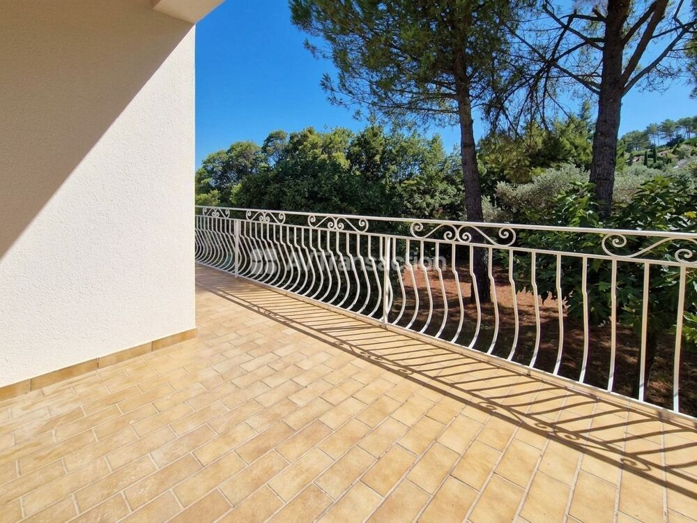 à vendre  Villa Lorgues (83510)
