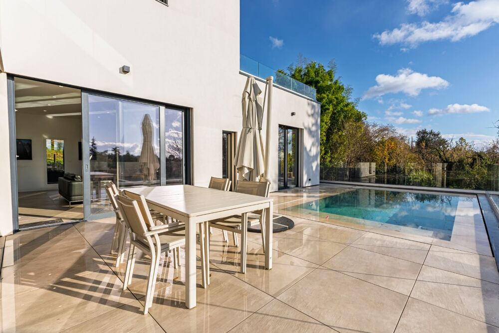 Vente Villa Saint Cyr au Mont d'Or Maison 2019 de 204 m2 5 chambres Saint-cyr-au-mont-d'or