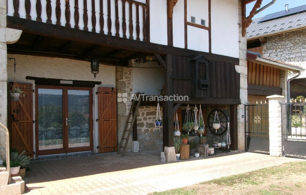 Vente Maison Maison pierre 240 m² dans un havre de paix biodiversifié Haut valromey