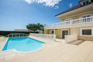  Villa à vendre 9 pièces 285 m²