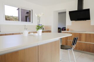  Villa  vendre 5 pices 170 m