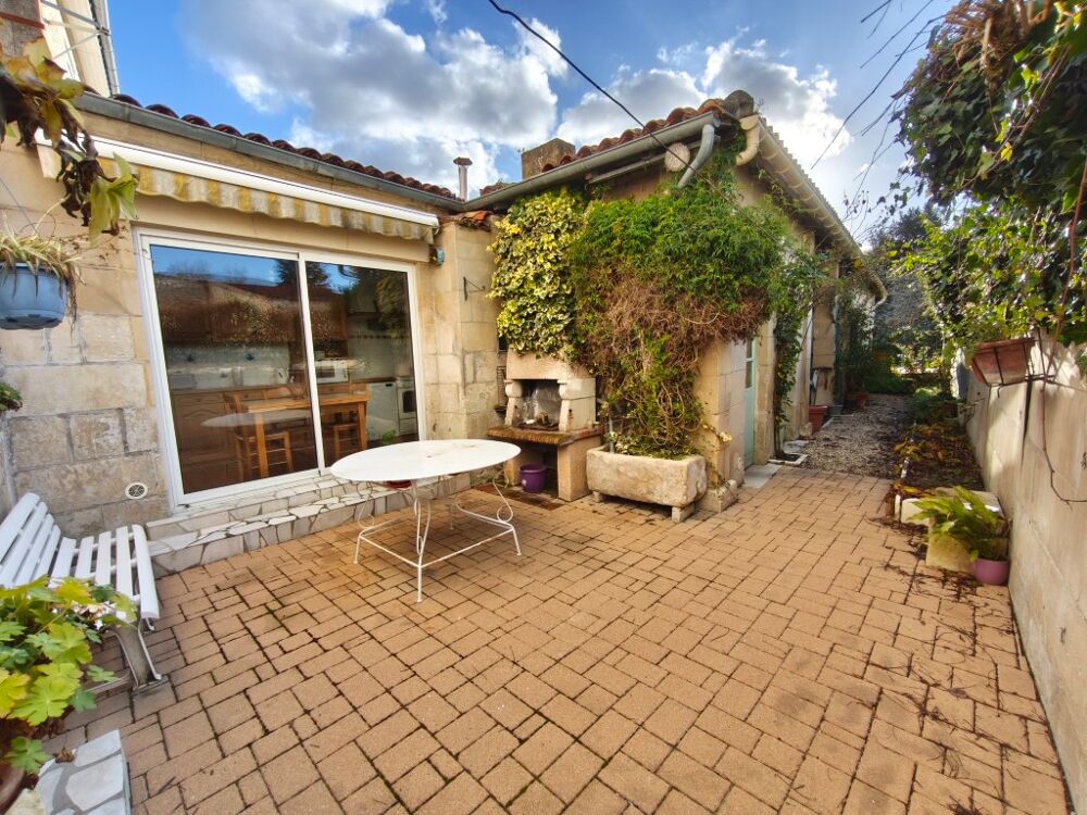 Maison 6 pièces 157 m² · à Pons · 157 m² · 188 000 €