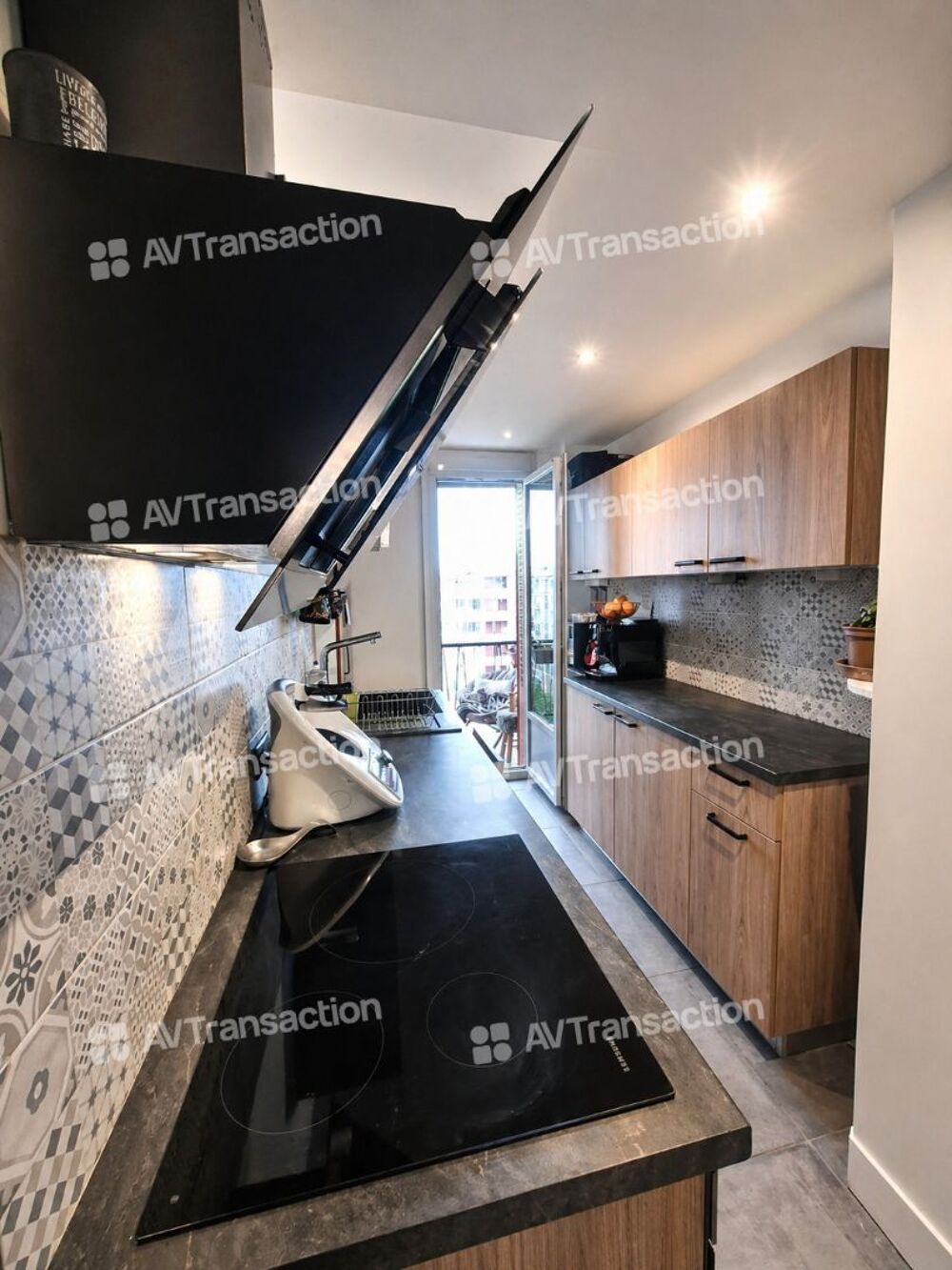 Vente Appartement T3 64 m² RENOVE -BALCONS- CLIMATISE - PARKING - GRATTE CIEL Villeurbanne