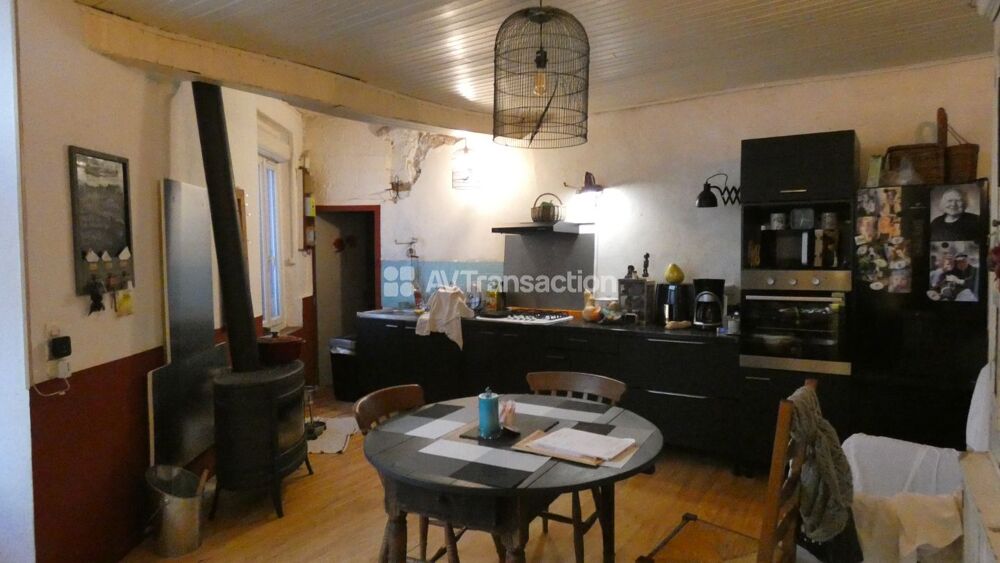 Maison 6 pièces 145 m² à Lasalle