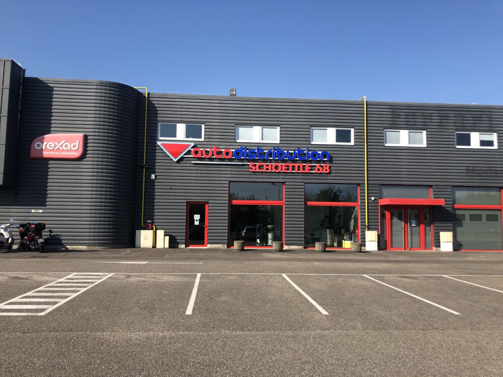   Bâtiment Commercial / Bureaux 