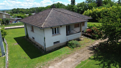   Vonnas   Maison familiale de 121,20 m2 sur terrain constructible de 2 285 m2 Maison - 8 pièce(s) - 121 m²