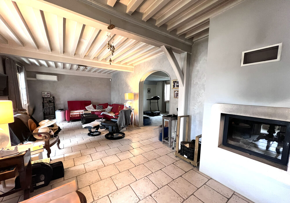 Maison familiale de 229 m2- 4 chambres- Saint-Julien-sur-Veyle
