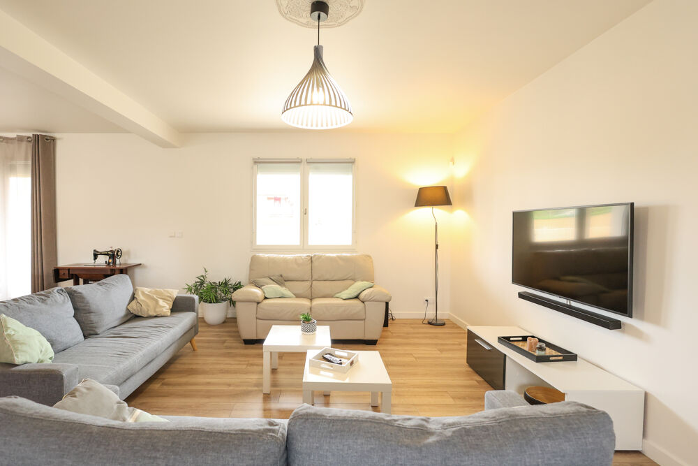 Vente Maison Plus de 150 m2, un état exceptionnel, des volumes généreux .  MÉZÉRIAT   349 000 € Mezeriat
