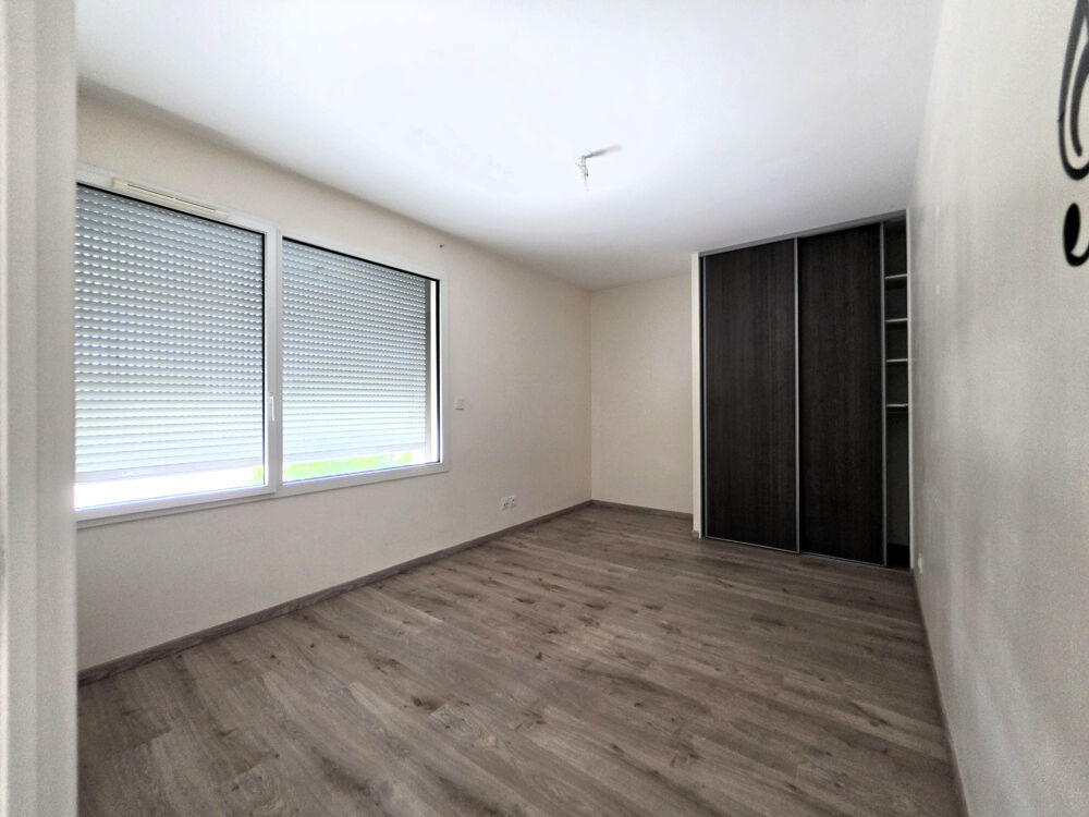 Vente Appartement UN T2 QUI A TOUT POUR PLAIRE… ET UNE TERRASSE QUI CHANGE TOUT Sathonay camp
