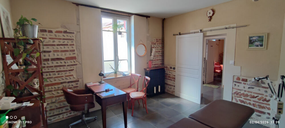 MAISON DE VILLAGE ET LOCAL PROFESSIONNEL CENTRE VONNAS