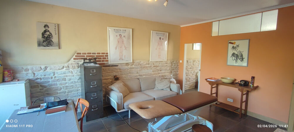 MAISON DE VILLAGE ET LOCAL PROFESSIONNEL CENTRE VONNAS