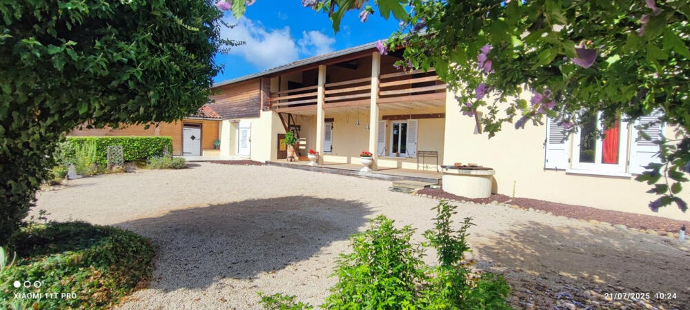 Vente Maison Ferme Rénovée avec caractère sur Grand Terrain Confrancon