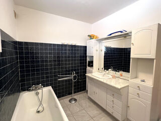  Maison � vendre 6 pi�ces 195 m�