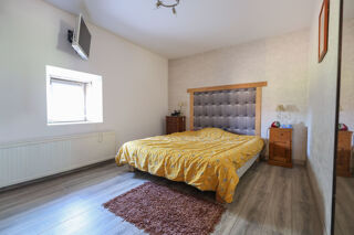  Propriété/château à vendre 8 pièces 224 m²