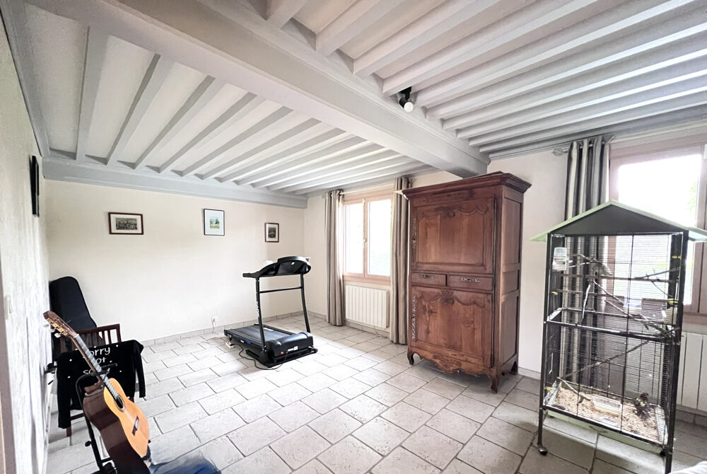 Maison familiale de 229 m2- 4 chambres- Saint-Julien-sur-Veyle
