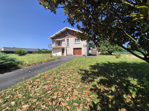   Laiz centre   Maison 151 m2 avec studio indépendant et terrain de 1 888 m2 Maison - 5 pièce(s) - 151 m²