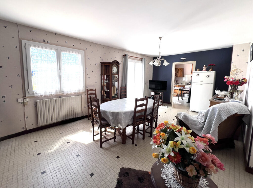 Vente Maison Maison 120m2 - 3 chambres + grand terrain divisible constructible à Perrex Perrex