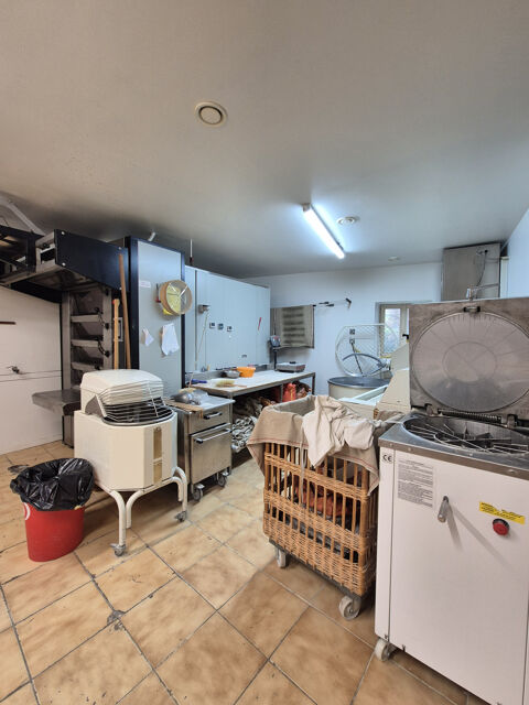   Fonds de commerce Boulangerie   Crêches-sur-Saône   Emplacement idéal + appartement 