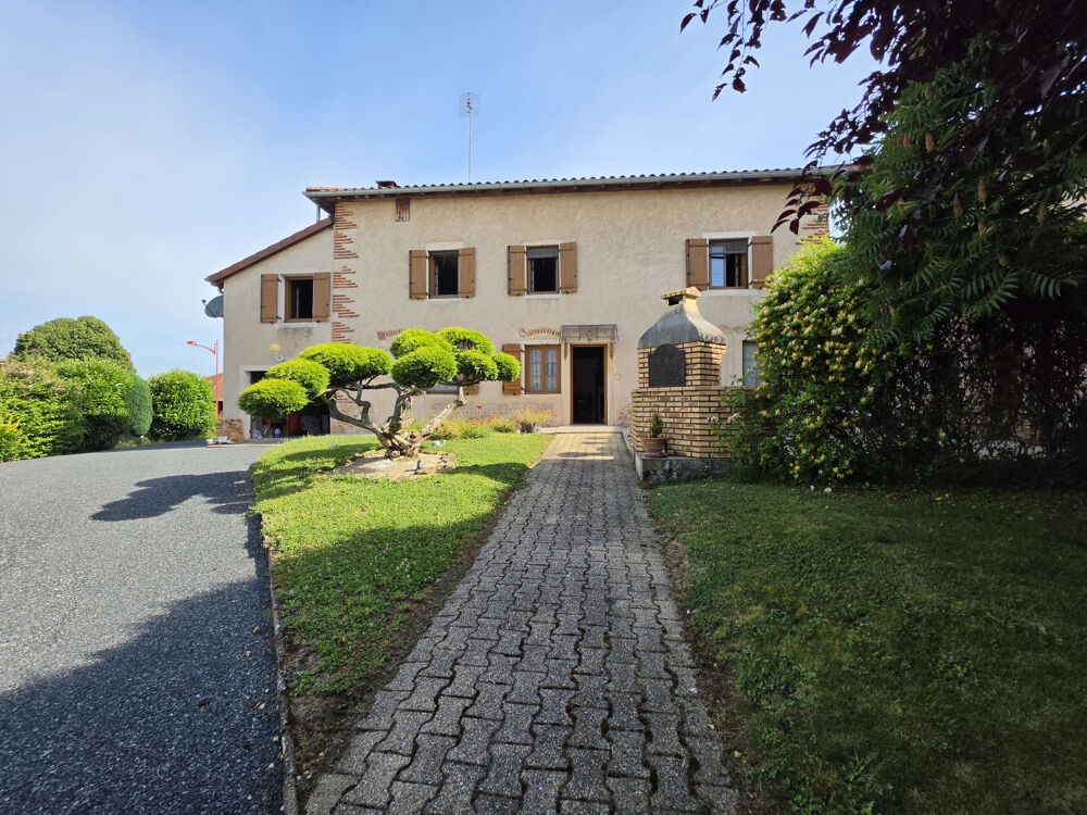 PROPRIETE DE CHARME CENTRE VILLAGE