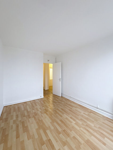  Appartement � louer 4 pi�ces 83 m�