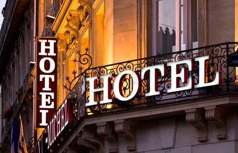 HOTEL*** DE CHARME 19 No 1865100 86100 Chatellerault