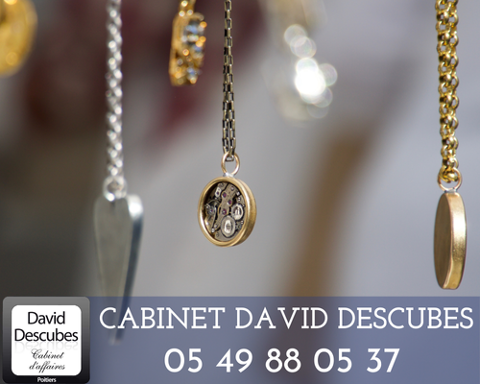 44 LOIRE ATLANTIQUE. COMMERCE DE BIJOUTERIE FANTAISIE A VENDRE EN GALERIE MARCHANDE HYPERMARCHE PERIPHERIE DE 164400 44000 Nantes