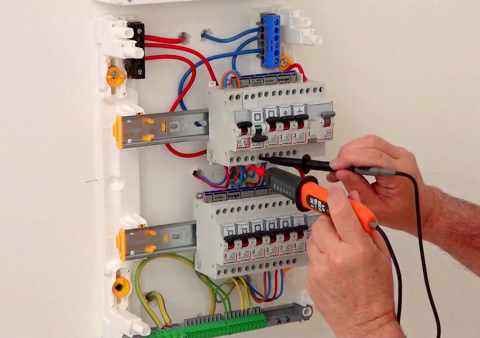   TRAVAUX D'INSTALLATION ELECTRIQUE ENTREPRISE GENERALE D'ELECTRICITE 