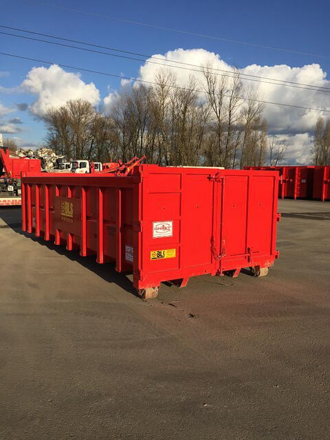   DEUX-SEVRES (79)   A VENDRE Entreprise de Transports de marchandises et locations de Bennes. 