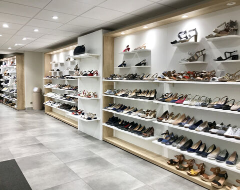   CHAUSSURES MAROQUINERIE 