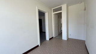  Appartement à louer 2 pièces 55 m²