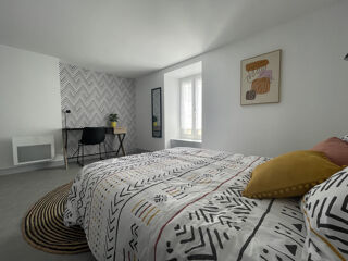  Appartement à louer 4 pièces 90 m²