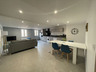  Appartement à louer 4 pièces 90 m²