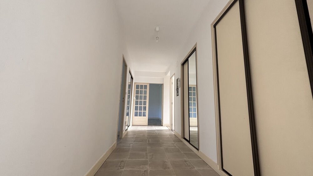 Location Appartement Appartement de type 4 avec grand garage, cave et balcon Limoges