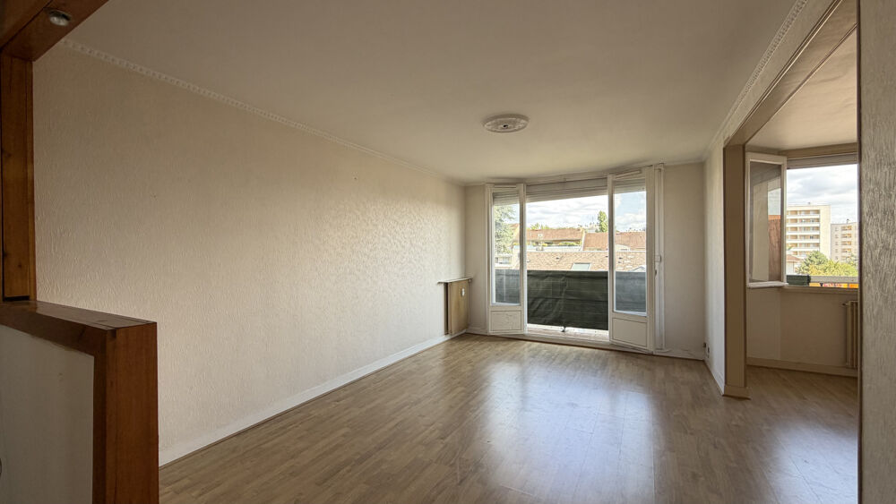 Appartement T4 à fort potentiel de rénovation, situé dan....