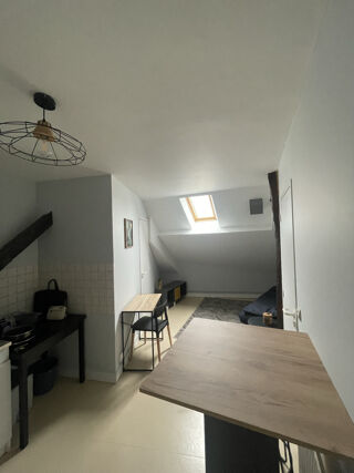  Appartement à louer 2 pièces 16 m²