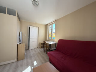  Appartement à louer 1 pièce 24 m²