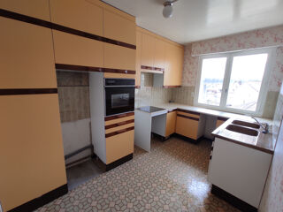  Appartement à louer 4 pièces 95 m²