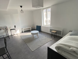  Appartement à louer 1 pièce 29 m²