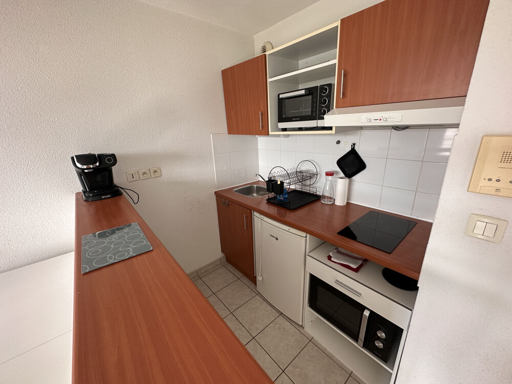 Location Appartement LIMOGES - APPARTEMENT MEUBLÉ - T2 - Place des Carmes Limoges